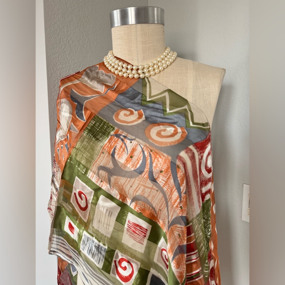 100% Silk Hiroko Kapp Scarf 60”x17” - Picture 2 of 6